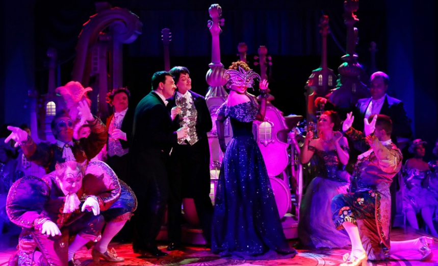 Летучая мышь