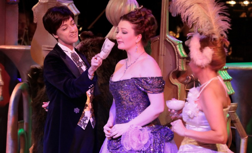 Летучая мышь