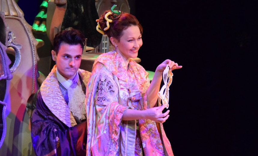 Летучая мышь