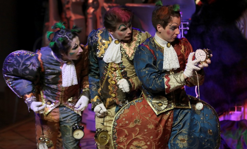 Летучая мышь