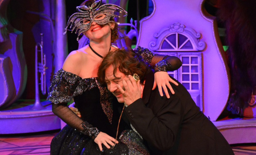 Летучая мышь